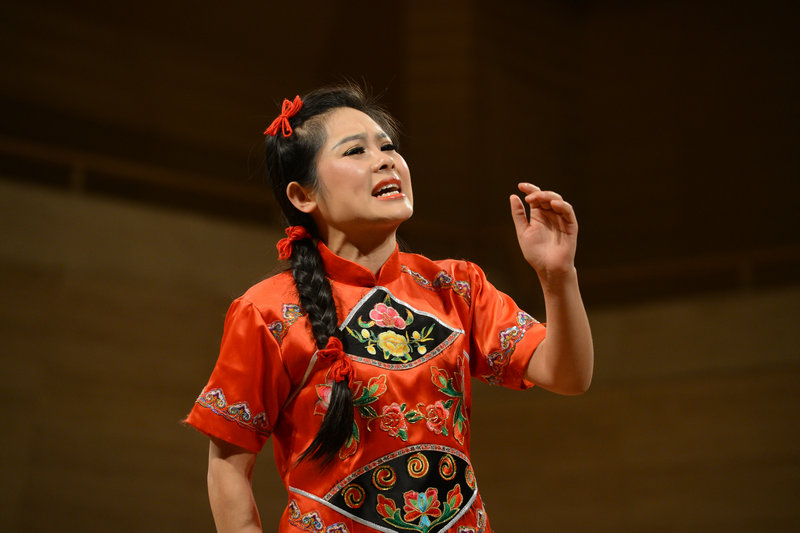 《老祖先留下个人爱人》《三十里铺》演唱:张丽