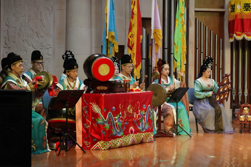 散曲《园林好》(六调)