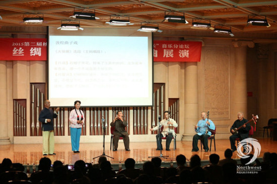 点击图片进入下一页