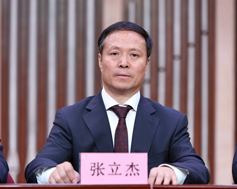 党委书记张立杰