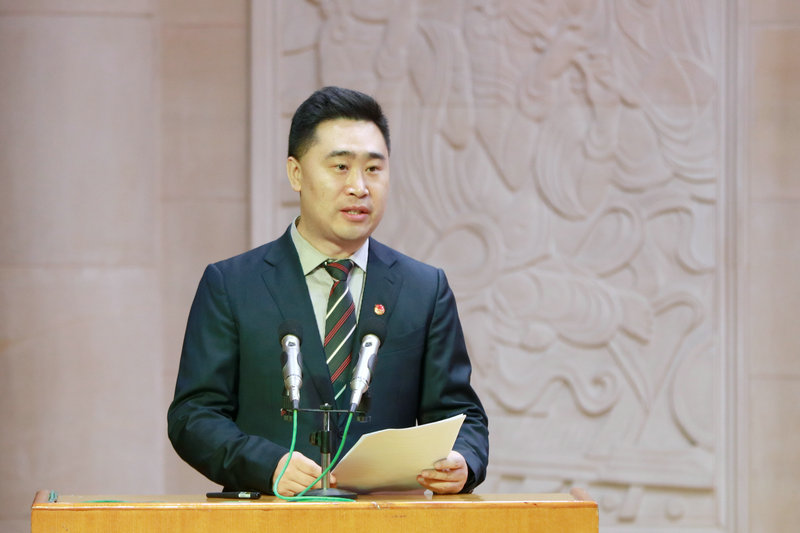 团委书记李强主持仪式