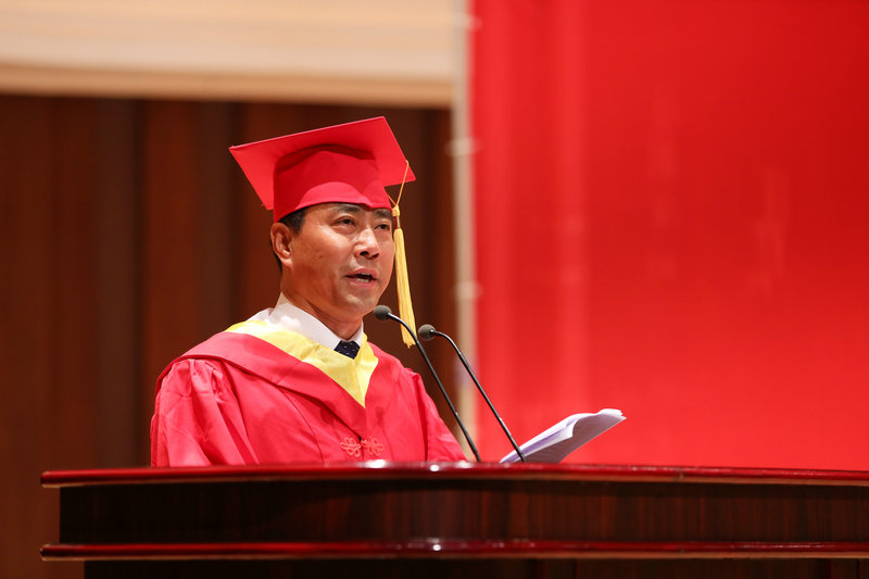 副院长李宝杰代表王真院长致辞