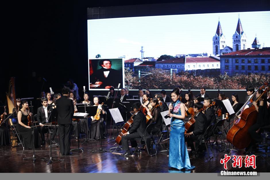 新丝路大学联盟音乐会西安上演 中外学者赏炎黄风情