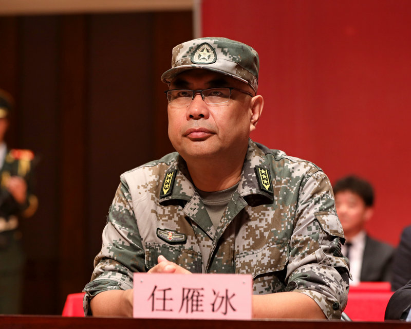 军训团长任雁飞