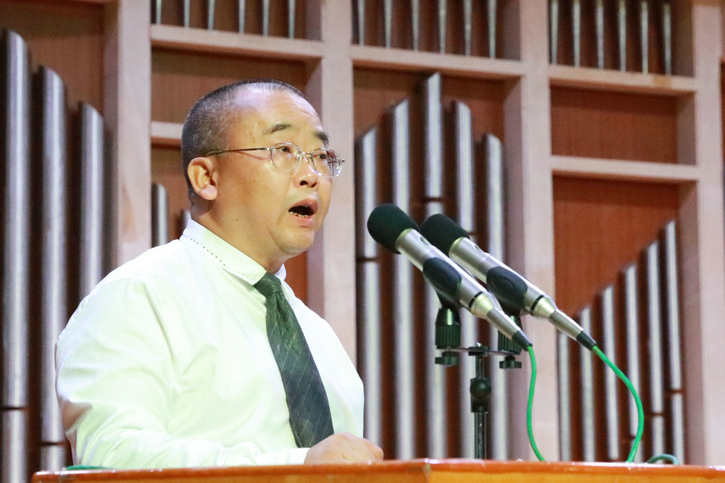 导师代表叶明春发言