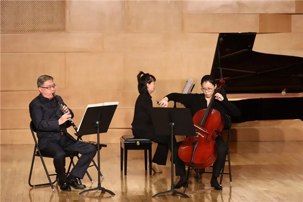 单簧管、大提琴、钢琴三重奏