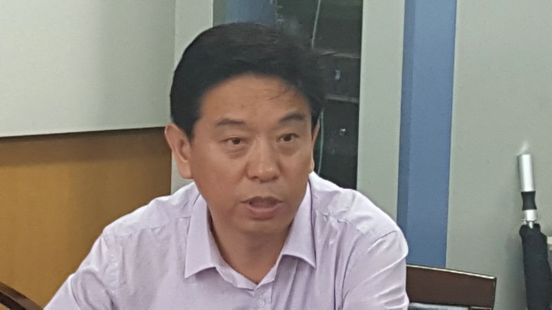 院党委委员、院长助理冯力斌