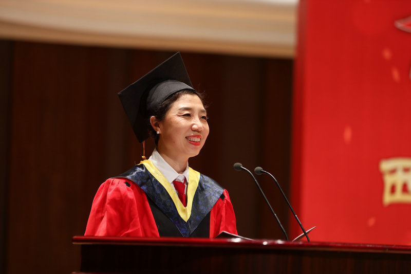 学工部负责人主持典礼