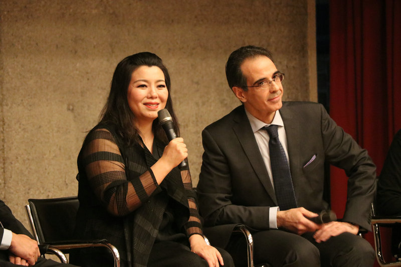 和慧教授与观众互动