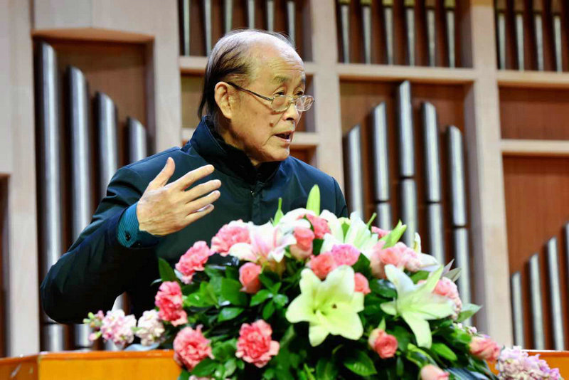 鲁日融教授致辞